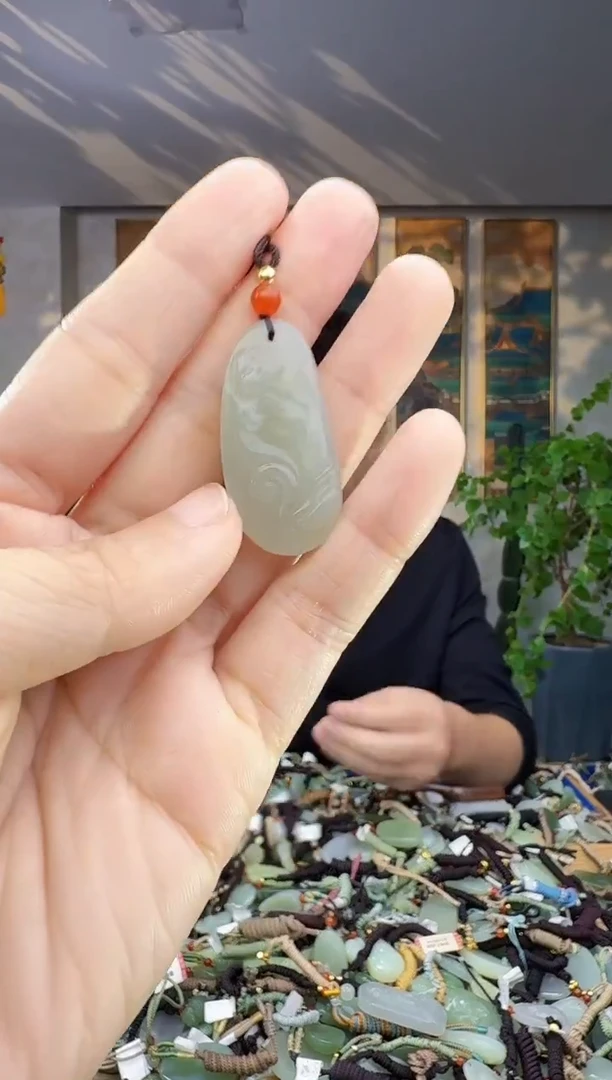 未镶嵌和田玉挂件拍一发一
