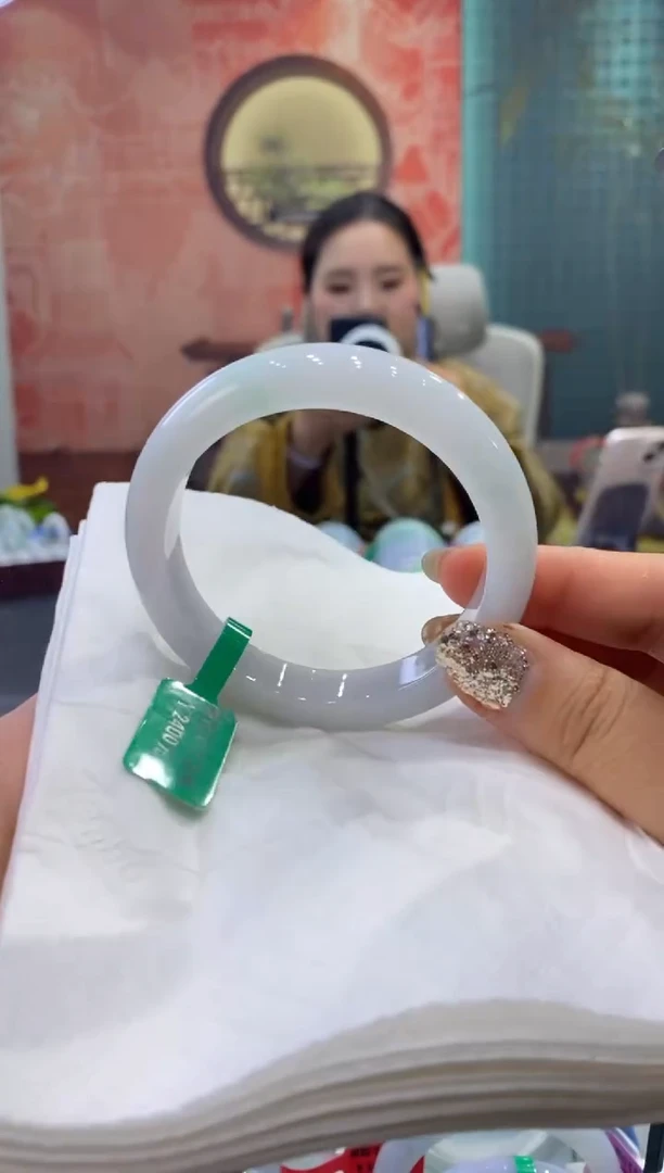 未镶嵌手镯翡翠多人000011633