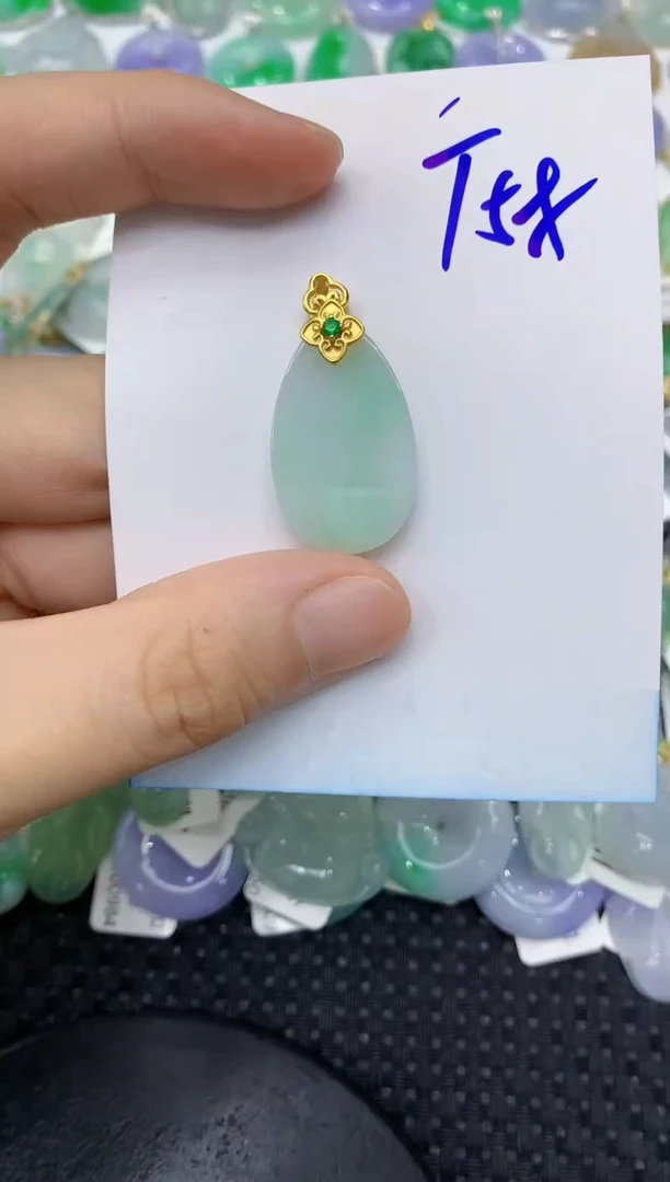 翡翠未镶嵌颈饰11111111111