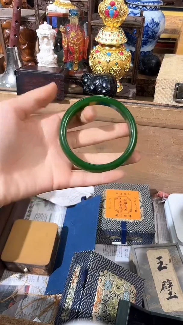 【闪购商品】和田玉吊坠(赠链)未镶嵌老妹专属心意链接