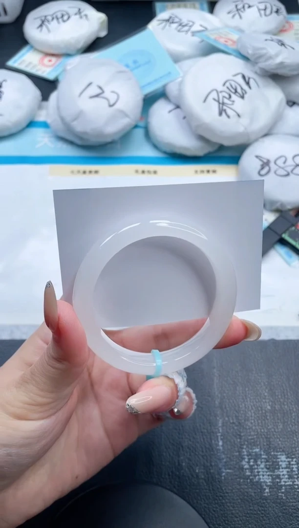 石英质玉手镯未镶嵌30V236-54