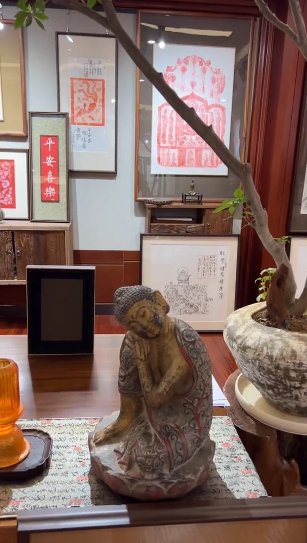 昌化石印石用****燕小睡佛