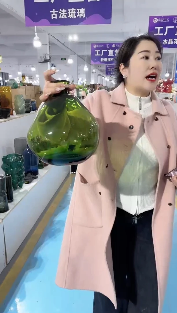 【闪购商品】玻璃唐总花瓶厂微瑕-CDHF