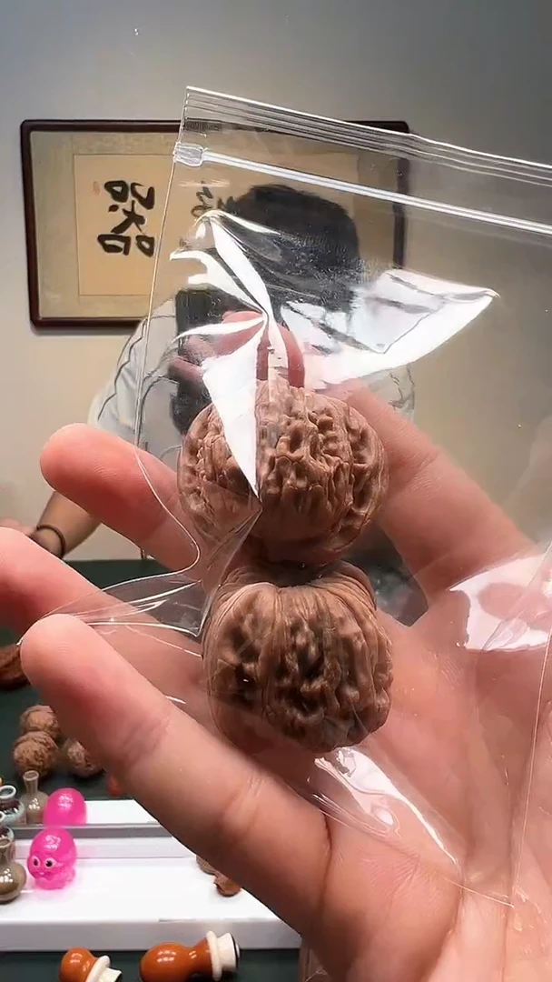 把件文玩核桃泡*836-37mm左右 四座楼 1对