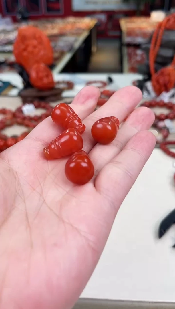 未镶嵌三通南红玛瑙（多样式发其一）