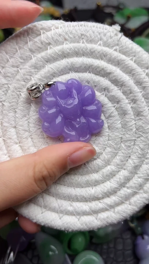 颈饰未镶嵌翡翠缅甸翡翠吊坠