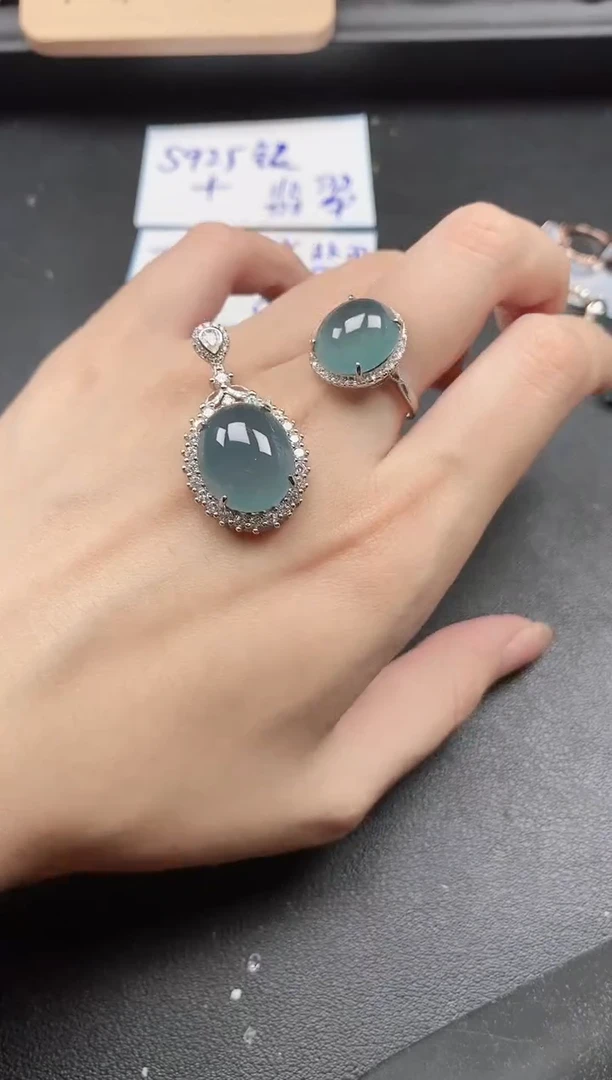 翡翠戒指银S925镶嵌51511