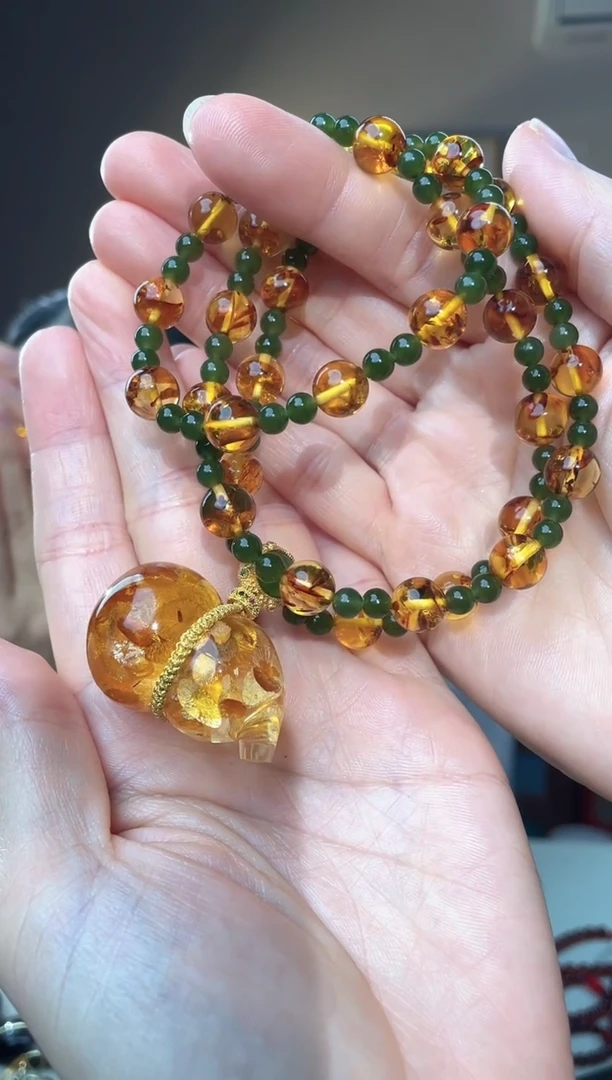 裸石琥珀未镶嵌花珀葫芦项链设计款