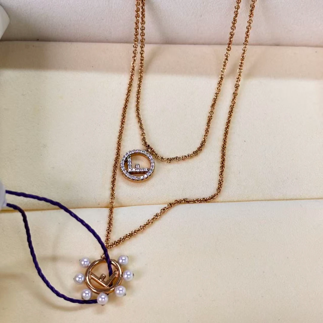 95新 FENDI/芬迪 安洁利严选项链/0015181