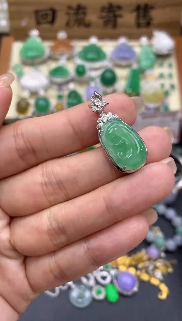 【闪购商品】翡翠颈饰18K金镶嵌334-中国好珍宝
