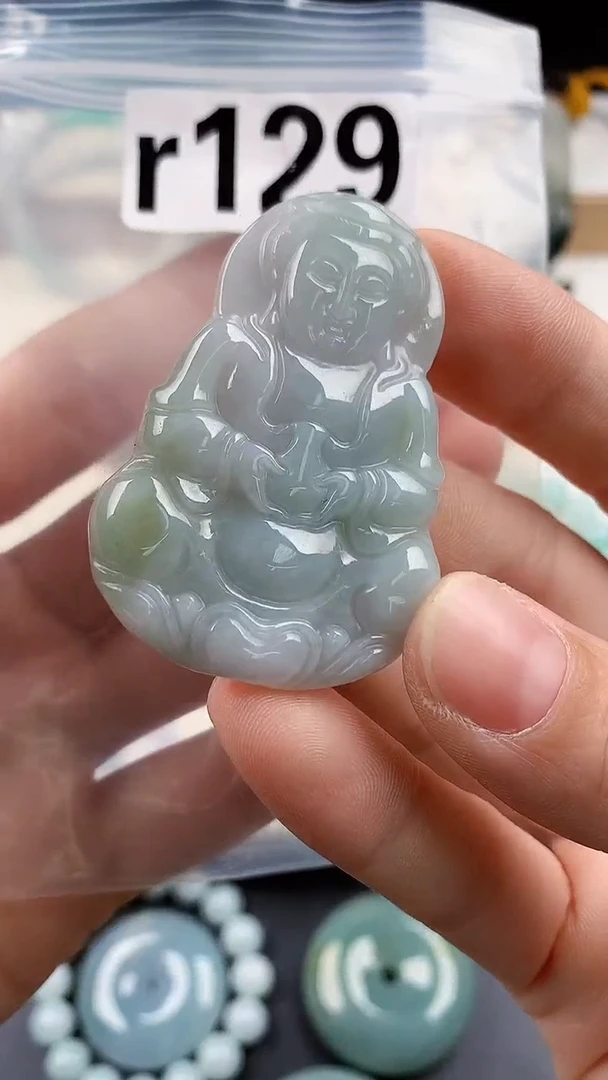 颈饰未镶嵌翡翠天然翡翠吊坠挂件