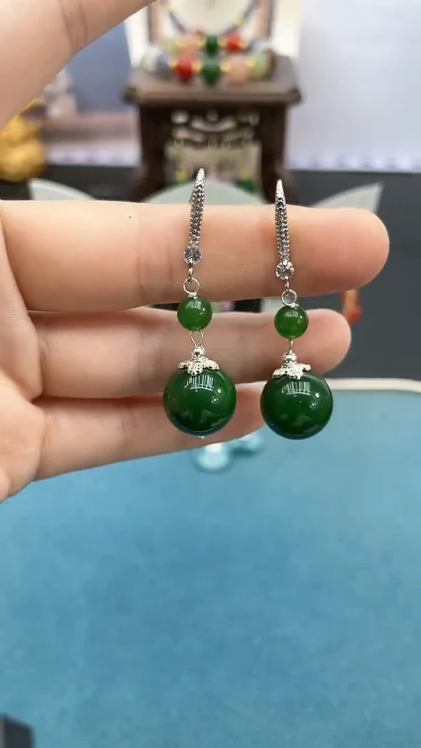 和田玉银S925镶嵌耳饰14mm碧玉双珠