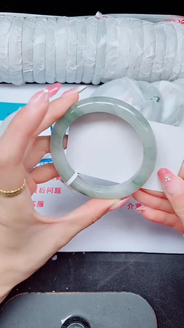 未镶嵌手镯石英质玉327-61/62