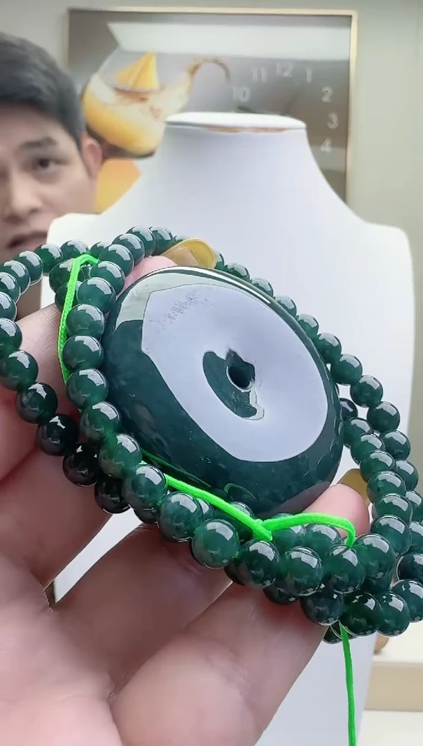 颈饰未镶嵌翡翠天然A货翡翠 多样性随机发其一