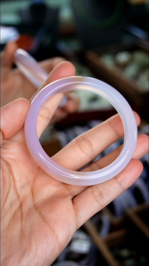 未镶嵌镯子玛瑙/玉髓?***?3.1  60圈口