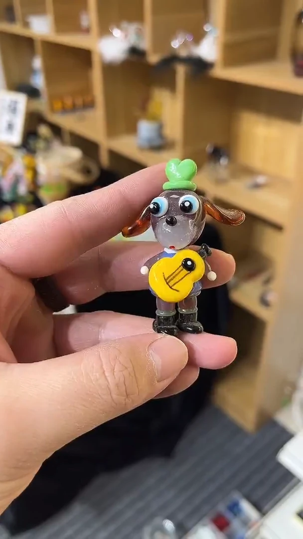 手工艺品琉璃吉他狗