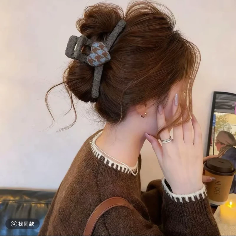 千鸟格爱心头发抓夹女2025新款大号发量大鲨鱼夹后脑勺发夹发饰秋