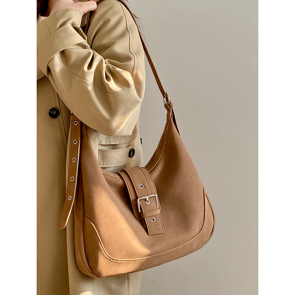 185 2024小众设计新款女包复古马鞍包通勤百搭单肩斜挎包