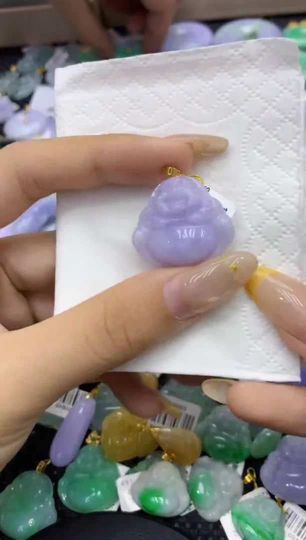 颈饰18K金镶嵌翡翠天然缅甸翡翠A货