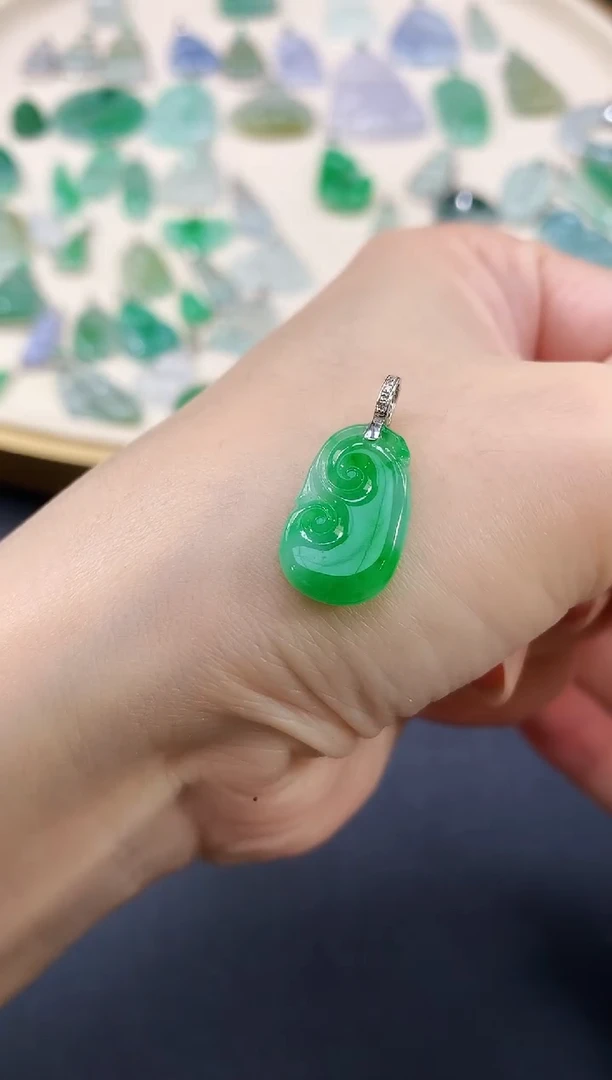 翡翠18K金镶嵌吊坠(不含链)如意|1980+0