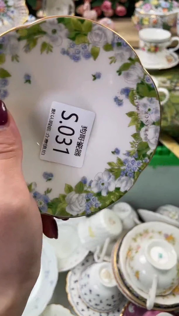 瓷片倪*✨31闪购库存默认一件默认微瑕慎拍