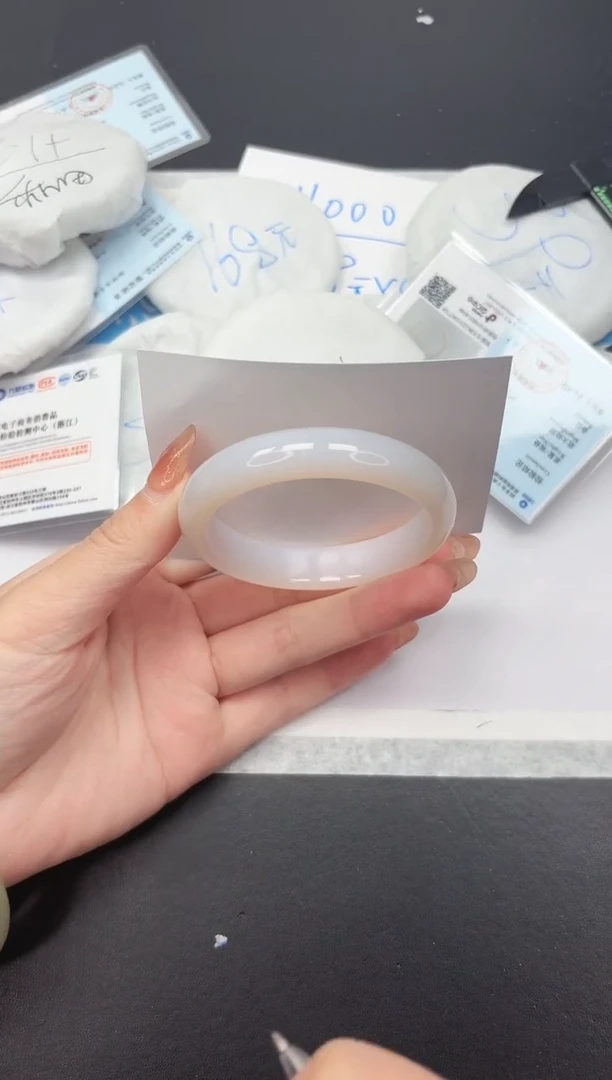 未镶嵌手镯石英质玉99-57.6MN