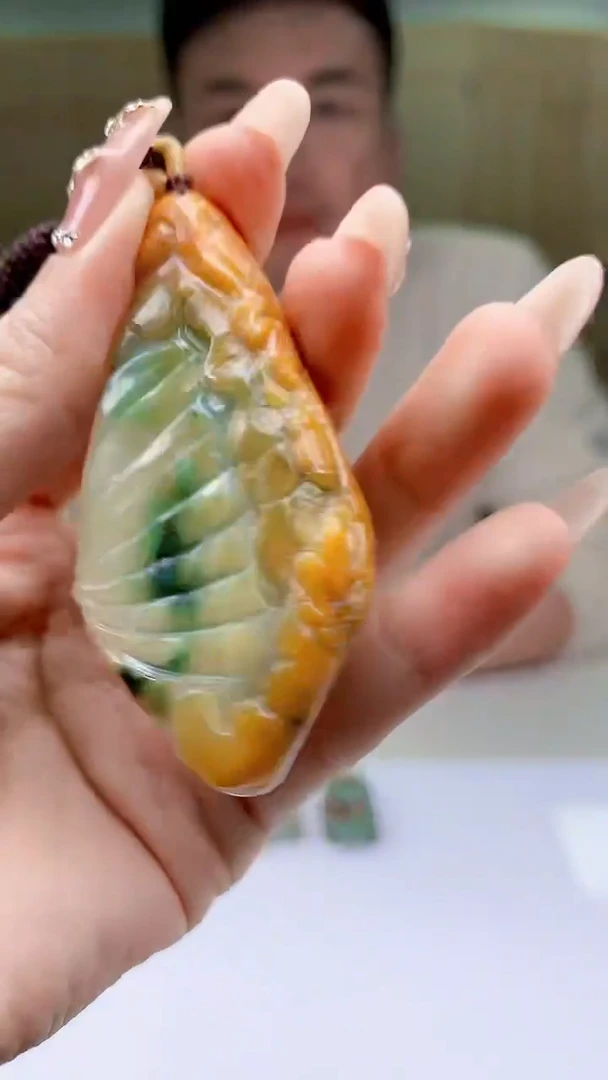 【闪购商品】定制翡翠未镶嵌4990ty-毛货挂件209