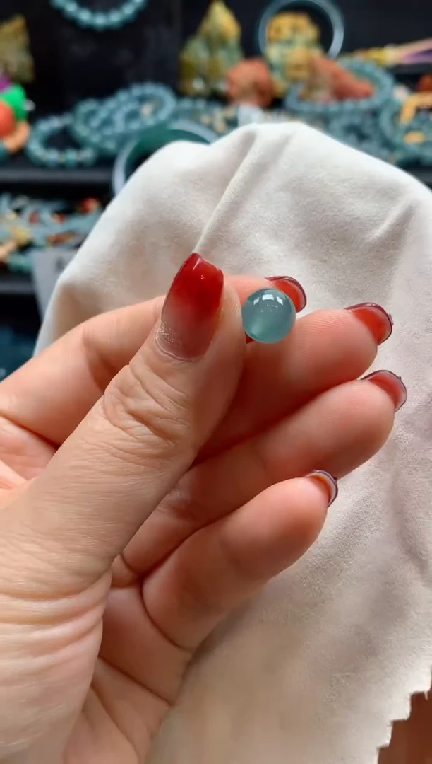 【闪购商品】翡翠颈饰未镶嵌0749849798