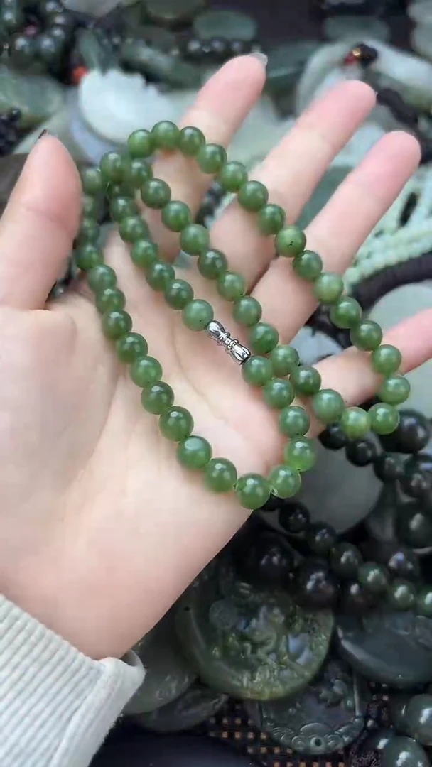 颈饰未镶嵌和田玉1