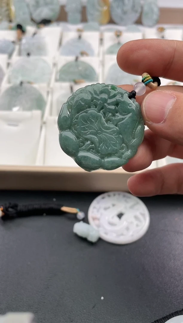 颈饰未镶嵌翡翠26/01/04/87