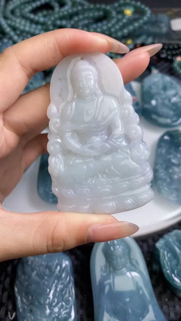【闪购商品】翡翠颈饰未镶嵌111111111