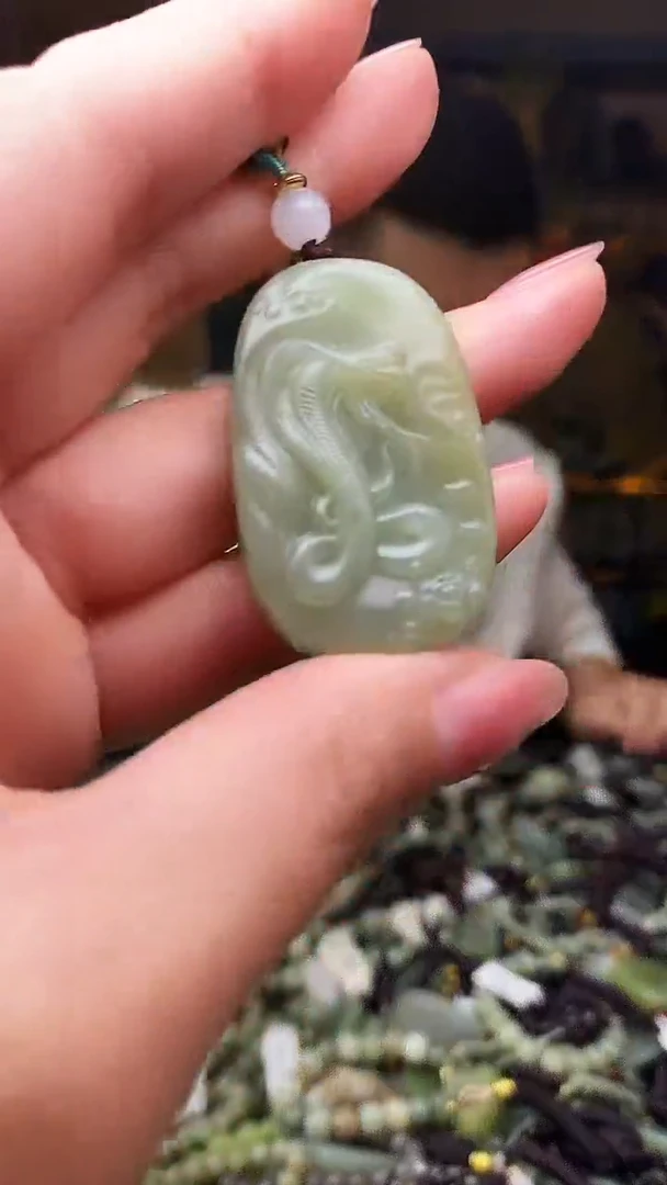 颈饰未镶嵌和田玉多样性发货，拍一发一