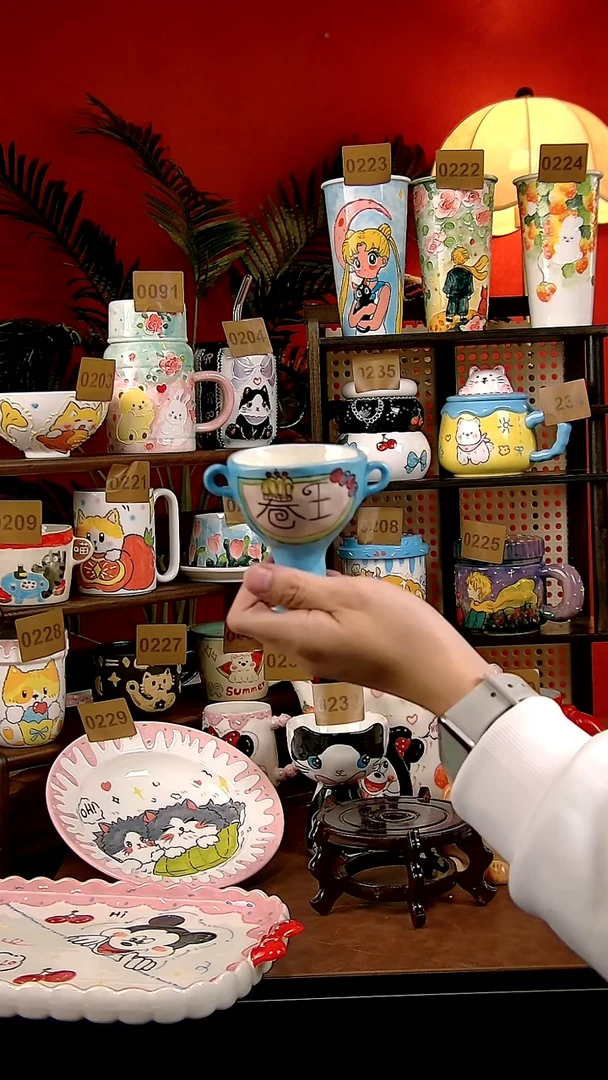 摆件景德镇陶瓷杯