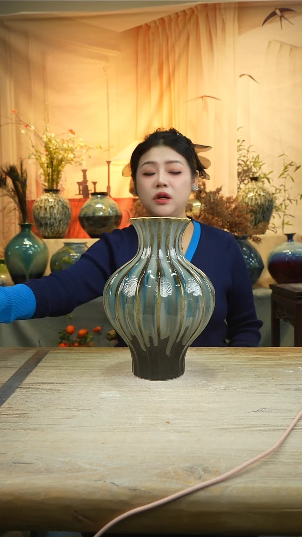 高 29口 10瓷花瓶