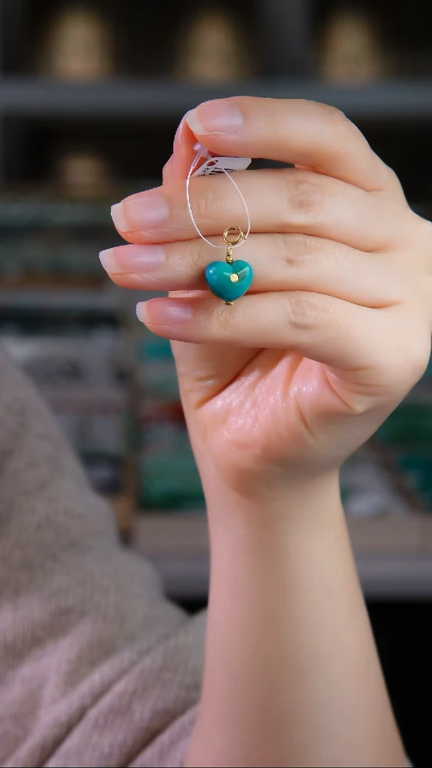 18K金镶嵌绿松石吊坠(不含链)1