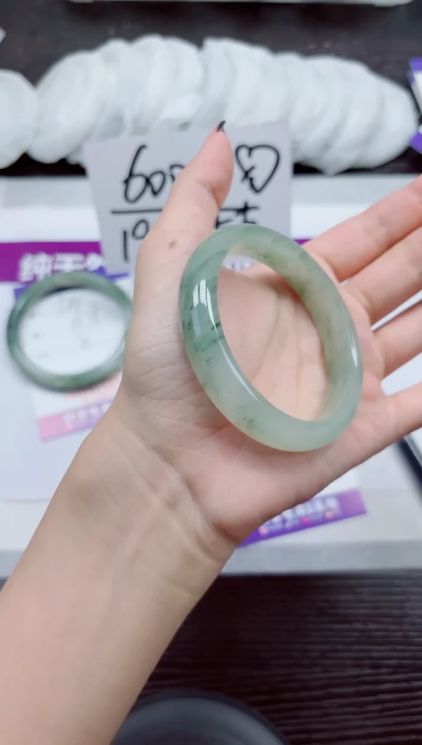 未镶嵌手镯石英质玉A125-56.57