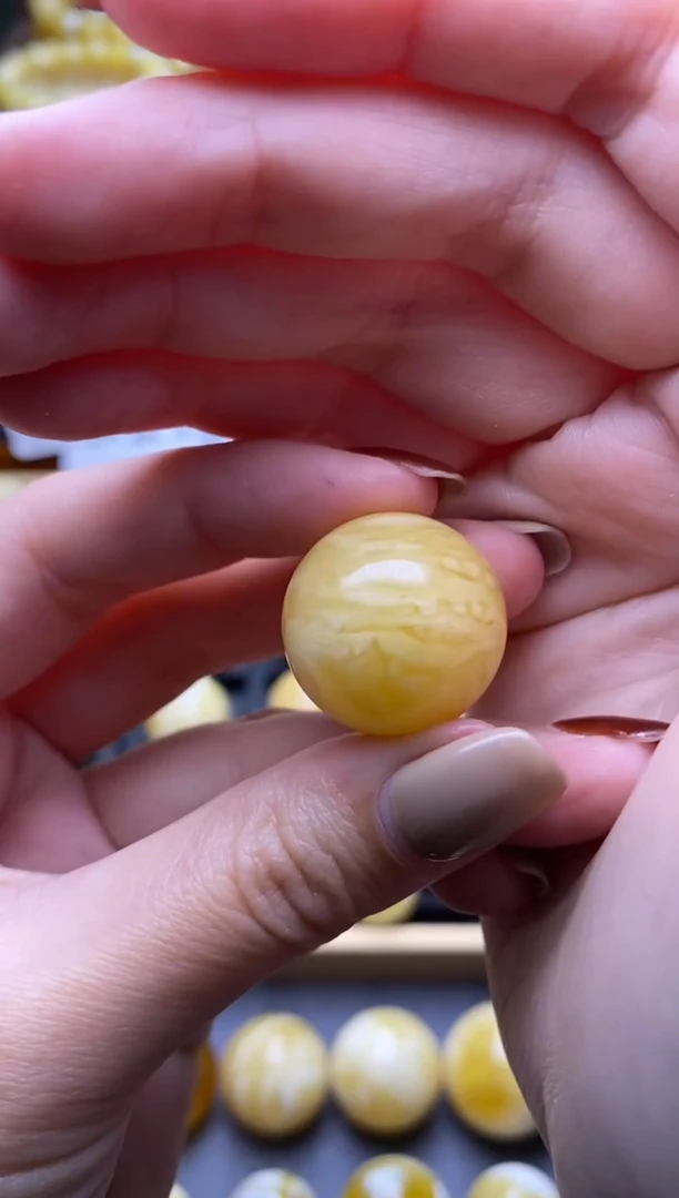 【闪购商品】琥珀裸石未镶嵌大小姐珠宝严选107