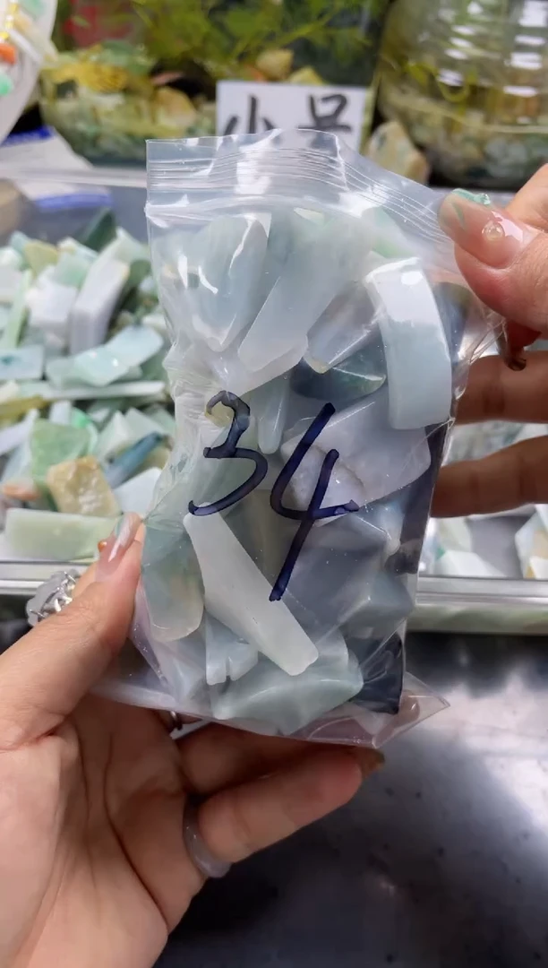 配石翡翠天然翡翠中号500克34