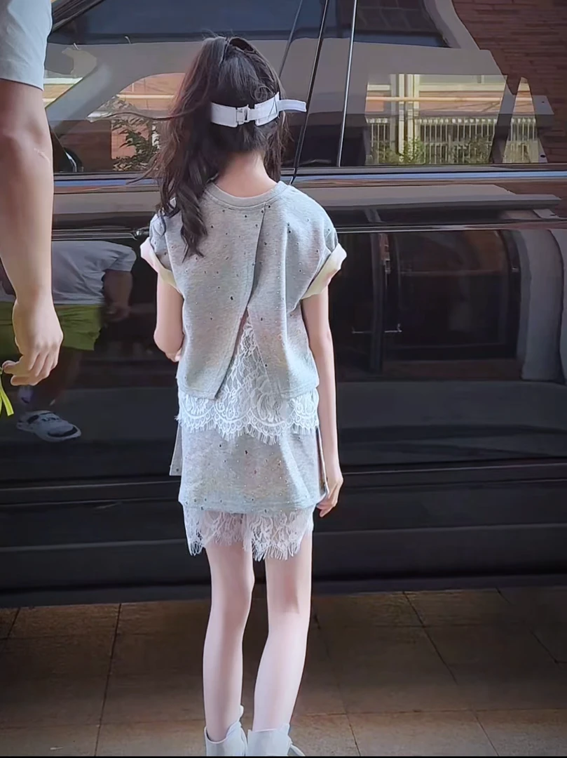 女童夏季休闲套装2025新款韩版儿童时尚蕾丝开叉T恤半身裙两件套