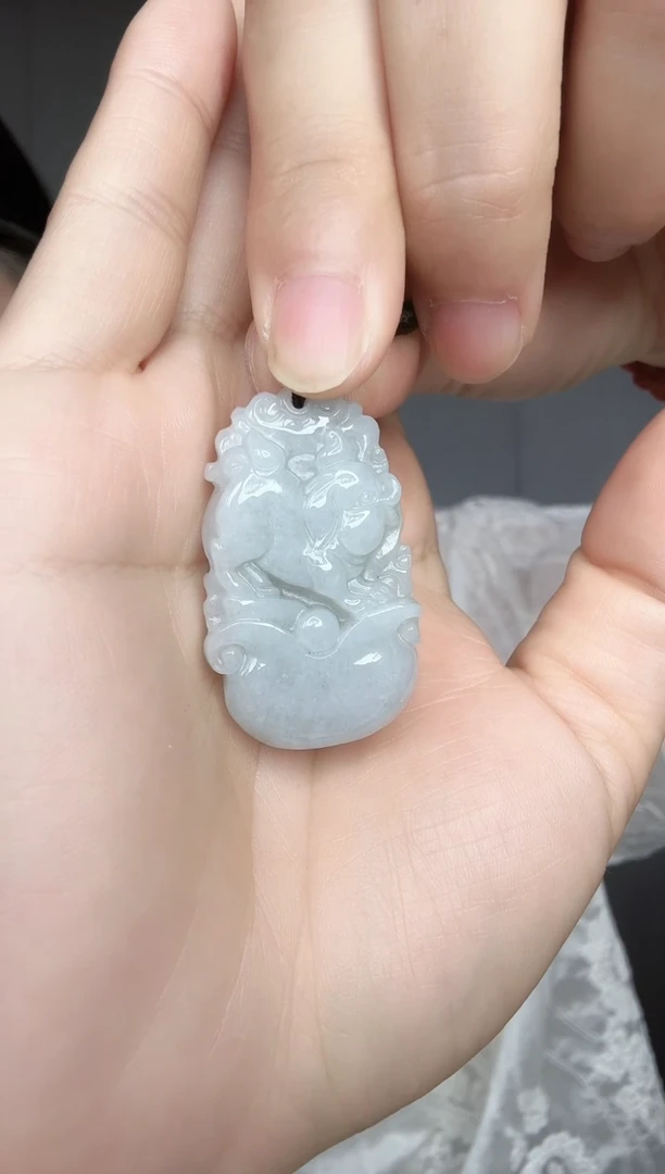 翡翠未镶嵌吊坠(不含链)翡翠A货生肖猪