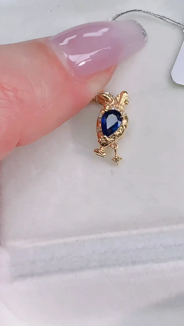 吊坠(不含链)蓝宝石18K金镶嵌斯里兰卡蓝宝石吊坠1.09g