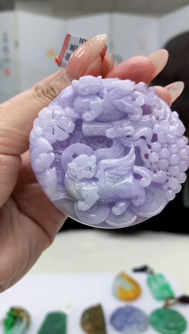 【闪购商品】定制翡翠未镶嵌4829MM-毛货挂件72