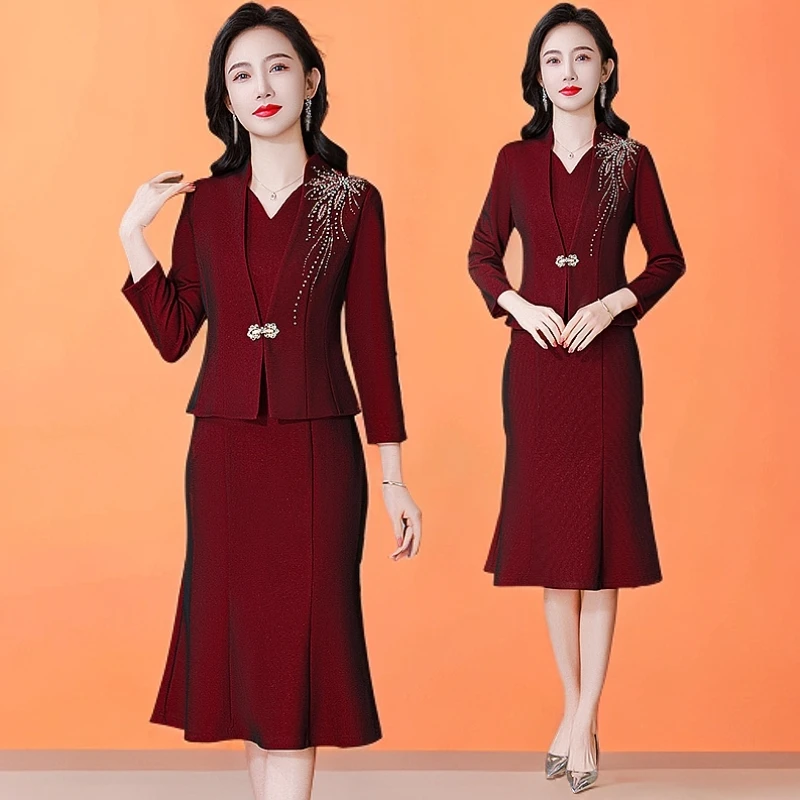 高端喜婆婆婚宴礼服2025新款订婚妈妈装红色结婚喜服假两件连衣裙