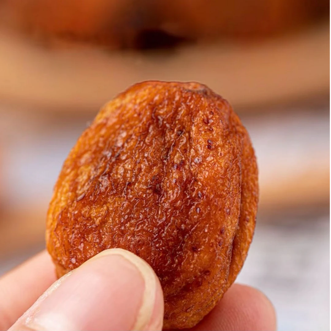 新疆特产干杏干自然风干香甜果肉饱满