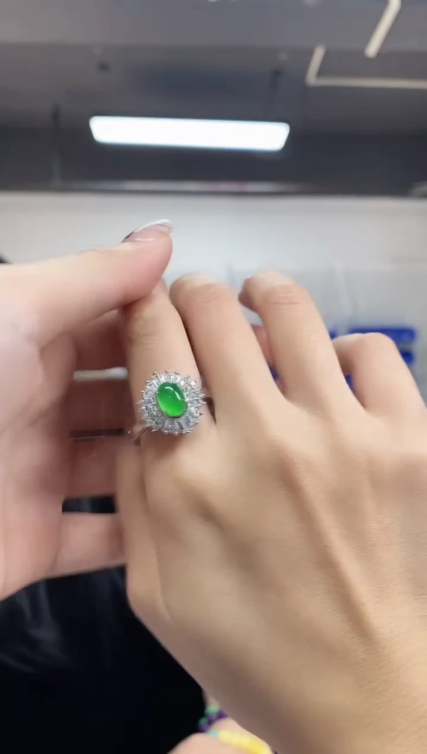 【闪购商品】翡翠戒指未镶嵌多样性发其一颜色微差