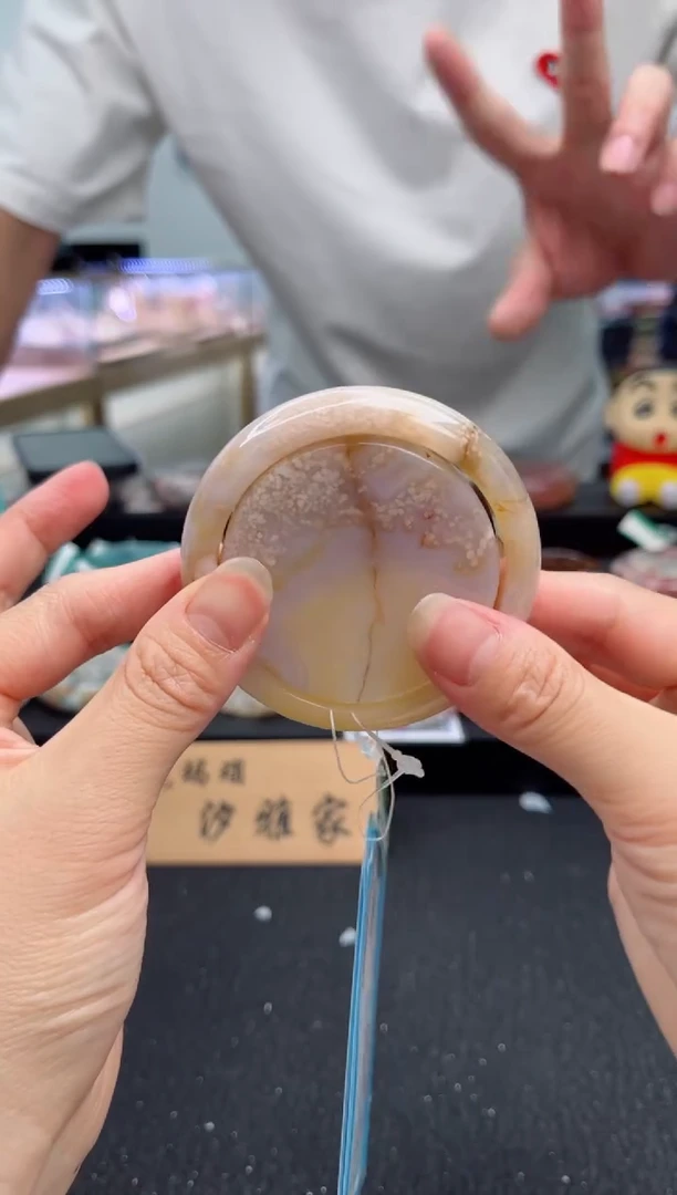 石英质玉手镯未镶嵌55圈口（不退不换）181445