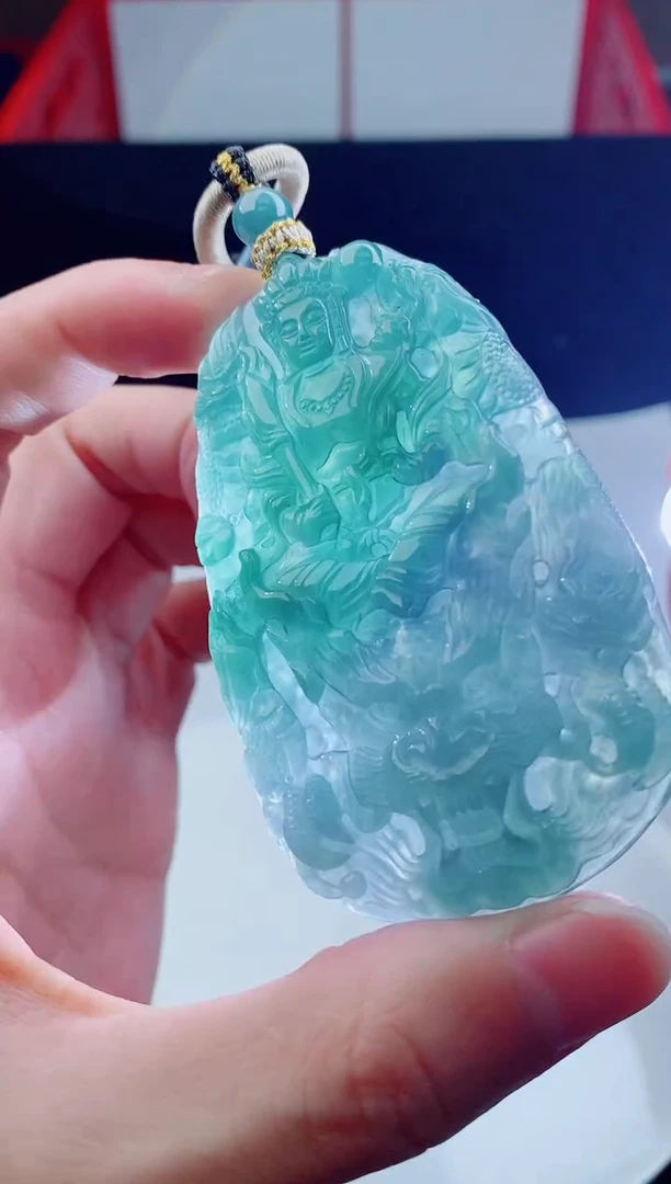 颈饰未镶嵌翡翠1