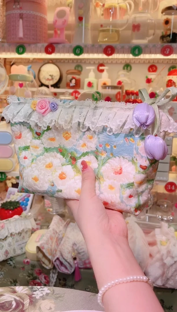 蕾丝油壶啊化妆包——手工制作品质好！