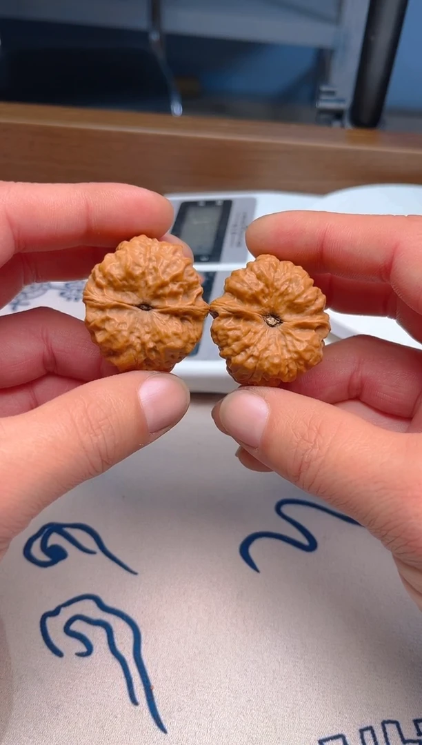 【闪购商品】文玩核桃把件35蛤蟆头