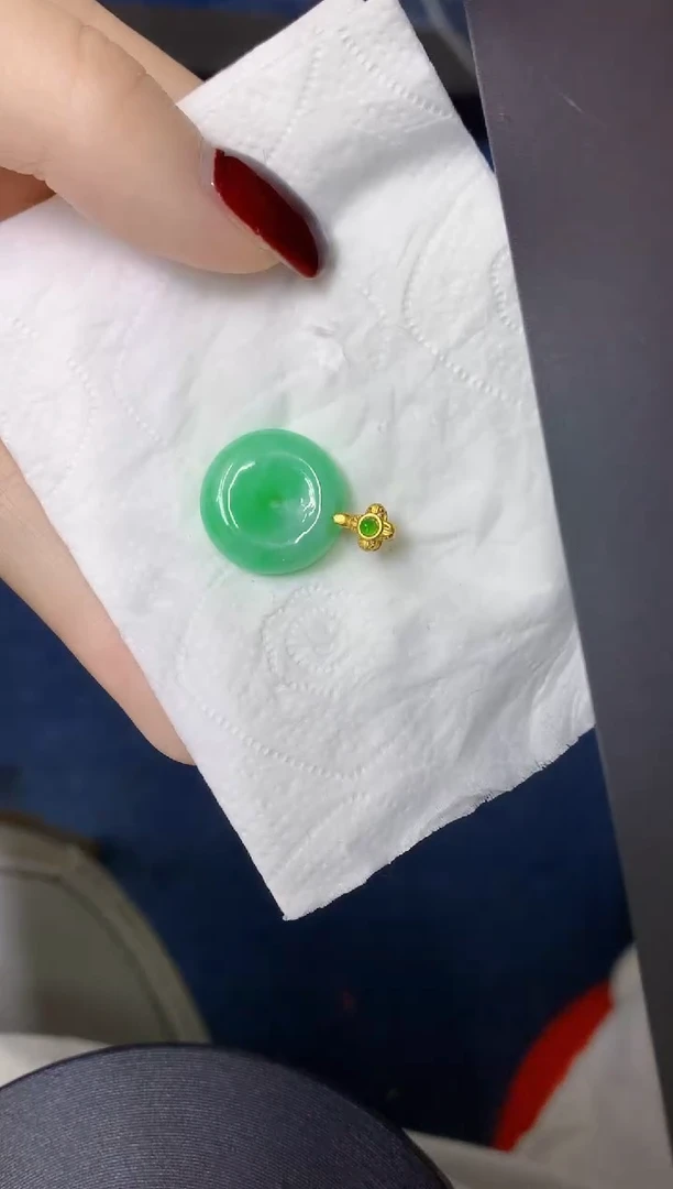 颈饰未镶嵌翡翠缅甸天然翡翠a货